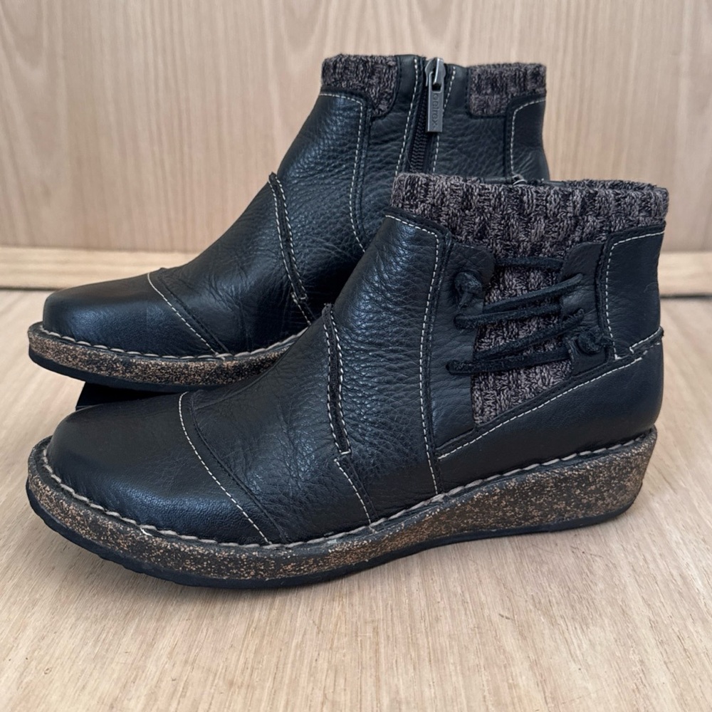Aetrex Tessa Sweater Ankle Boot Black cork side zip sz 7.5